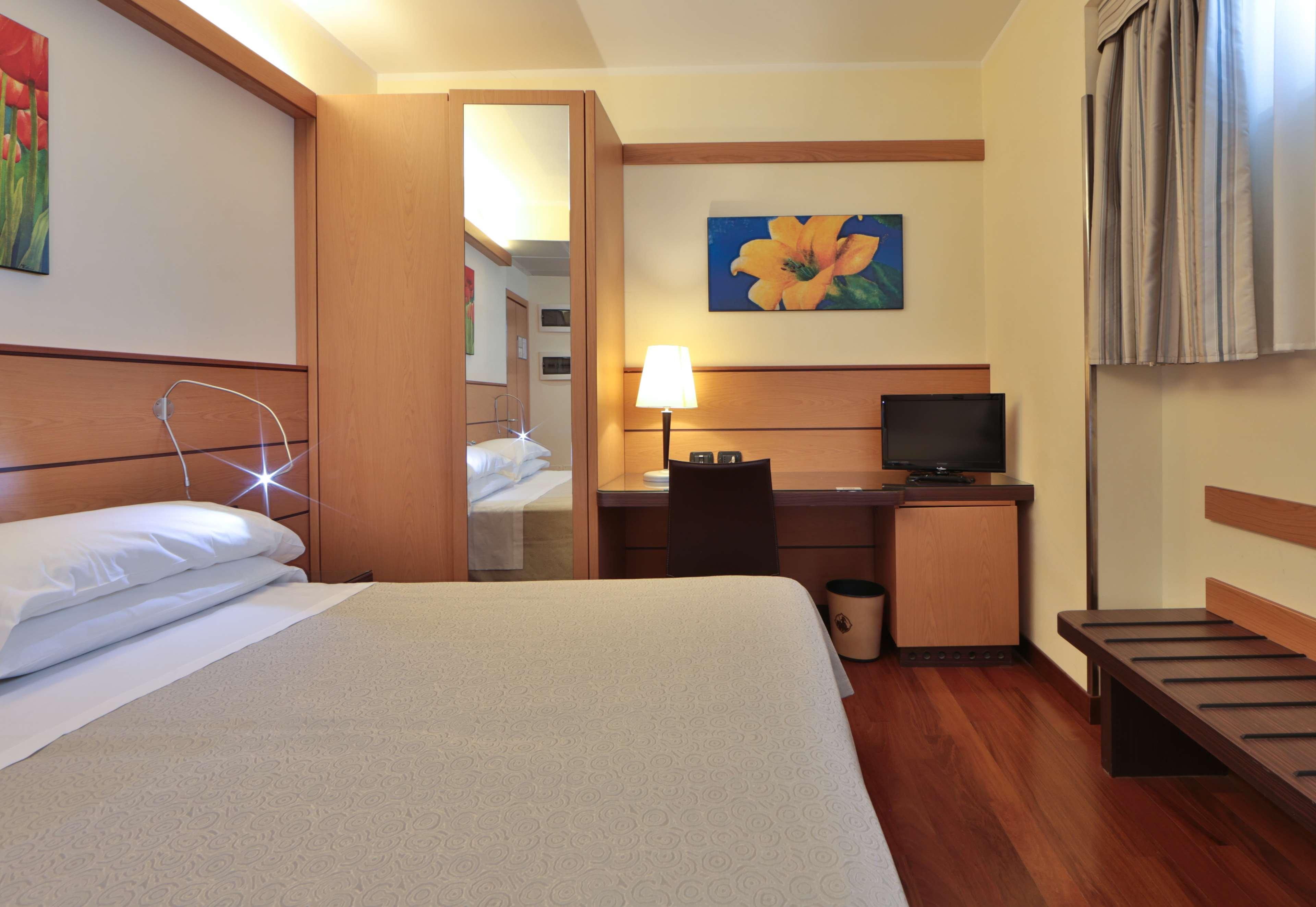 Best Western Hotel Dei Cavalieri Barletta Ngoại thất bức ảnh