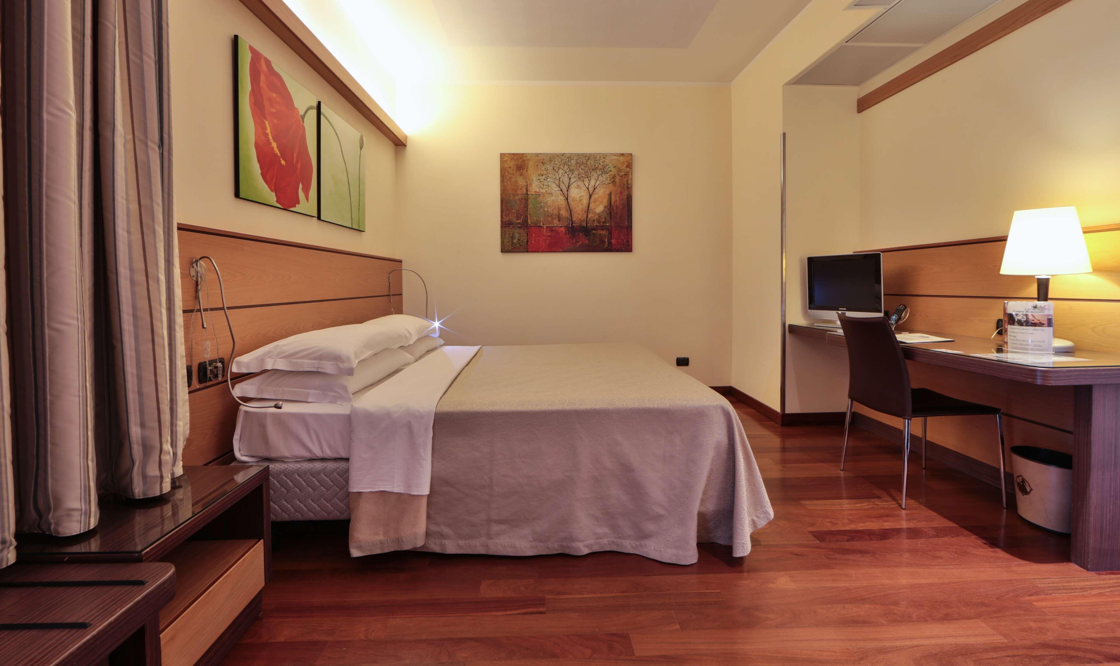 Best Western Hotel Dei Cavalieri Barletta Ngoại thất bức ảnh
