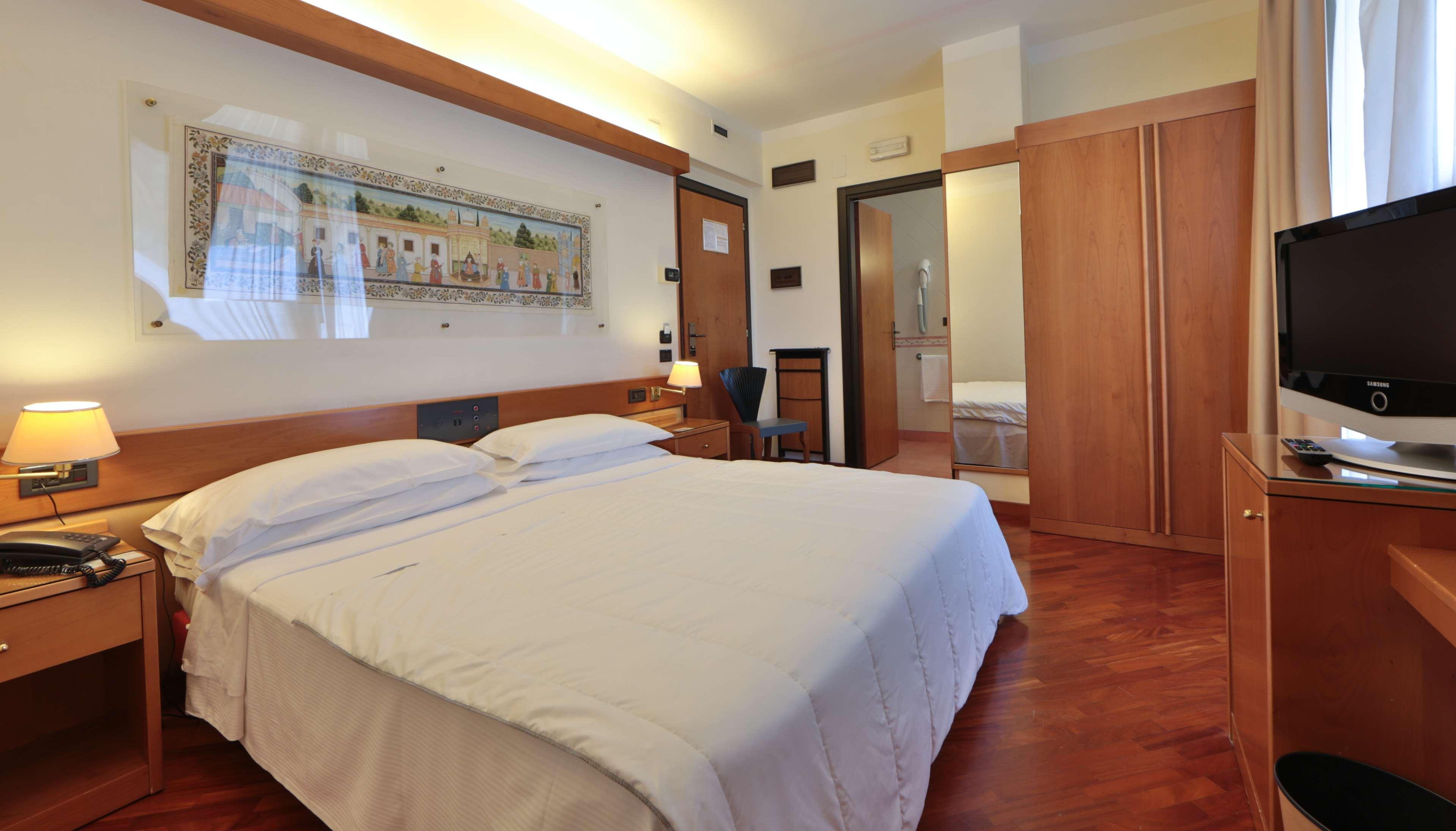 Best Western Hotel Dei Cavalieri Barletta Ngoại thất bức ảnh