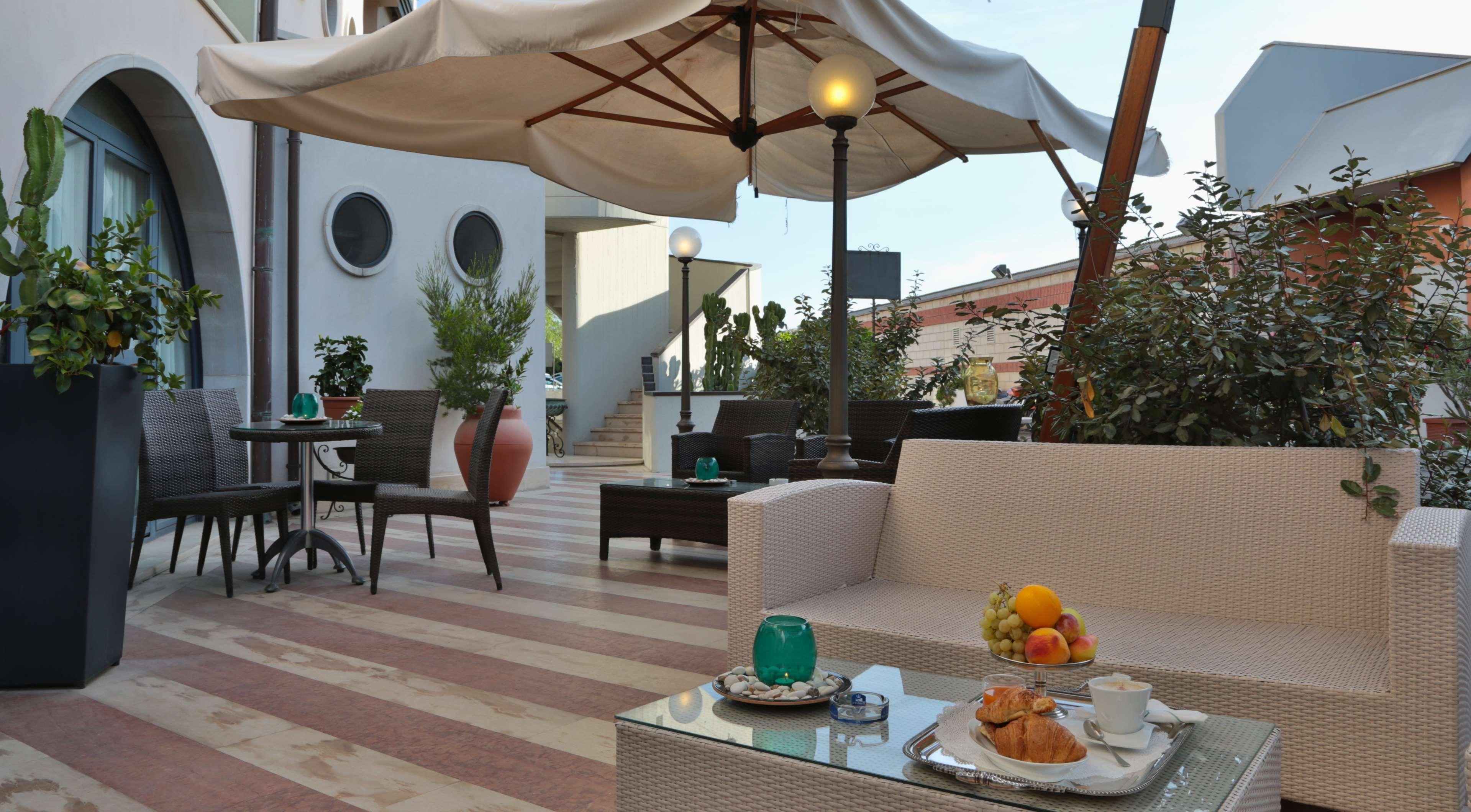 Best Western Hotel Dei Cavalieri Barletta Ngoại thất bức ảnh