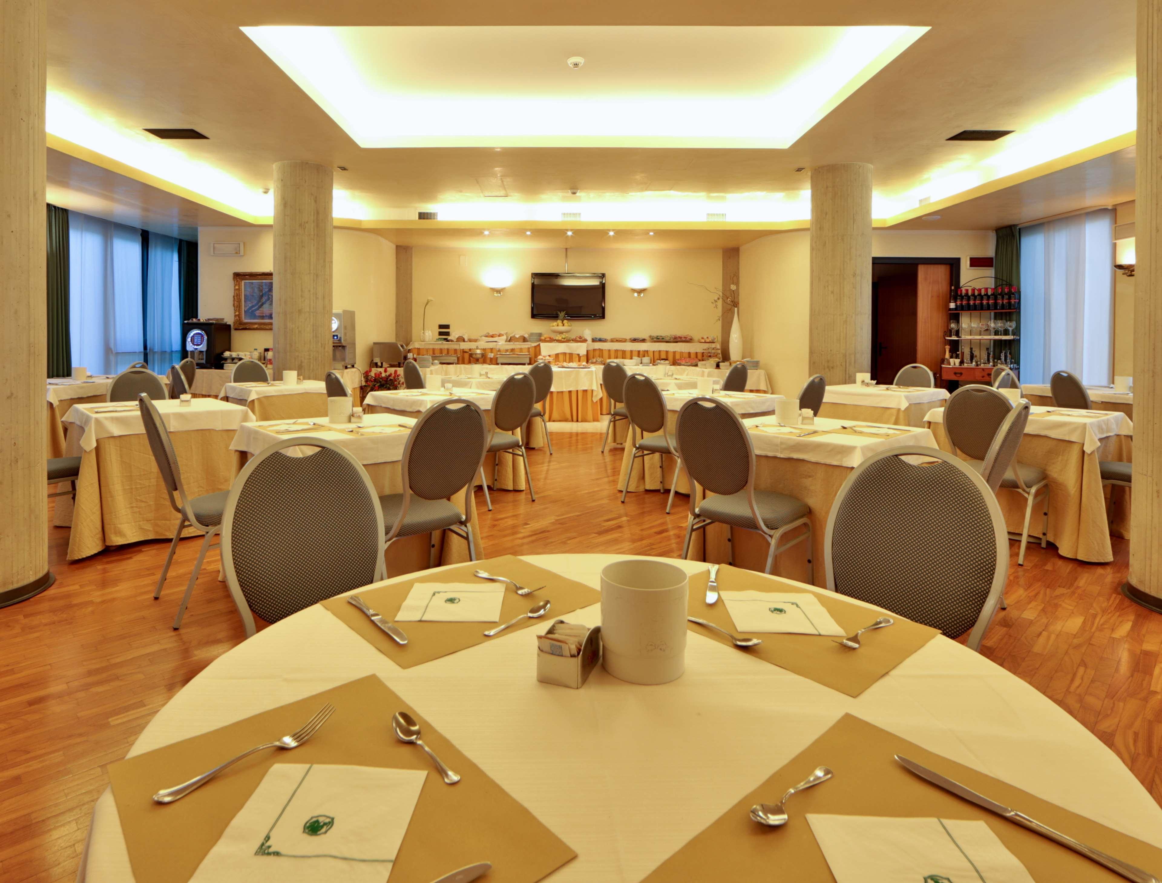 Best Western Hotel Dei Cavalieri Barletta Ngoại thất bức ảnh
