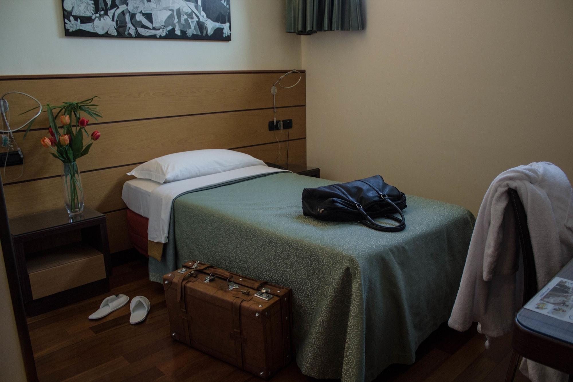 Best Western Hotel Dei Cavalieri Barletta Ngoại thất bức ảnh